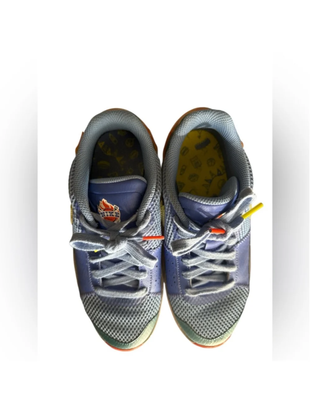 Nike basically new